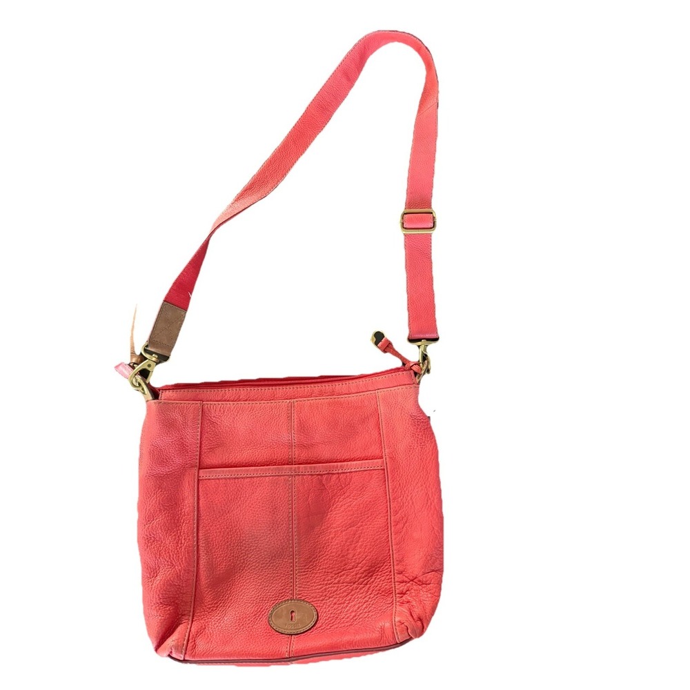 Fossil Morgan Traveler Red Pebbled Leather Messenger Crossbody‎ Bag Purse